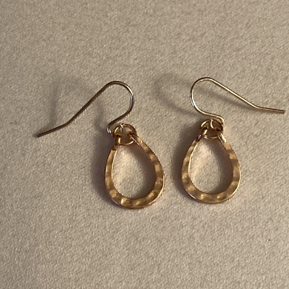 NWOT - Rose Goldtone Horseshoe Style Fringed Pendant and Matching Earring Set - Picture 10 of 12